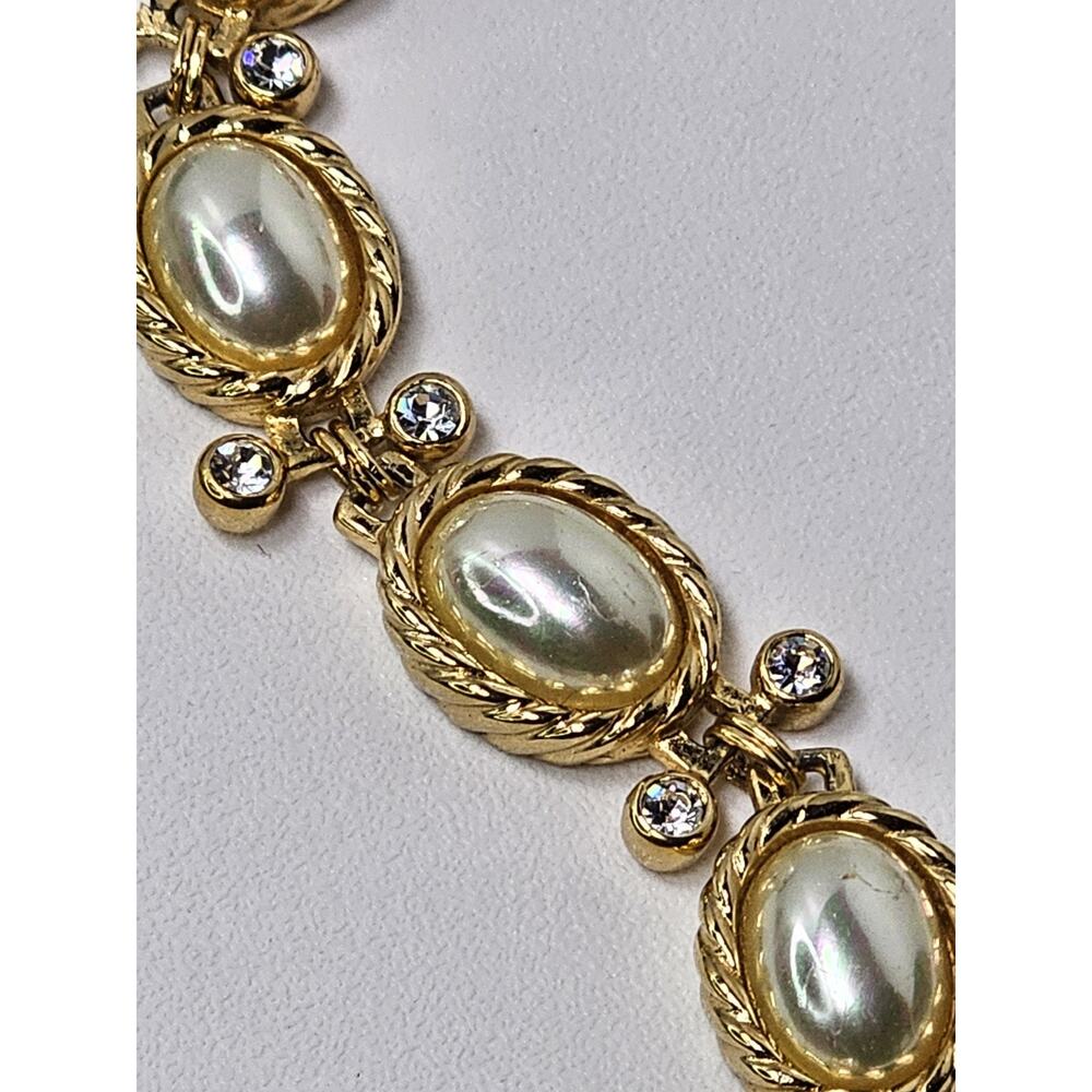 Vintage Christian Dior Gold Plated - White Cabochon & Clear Stones Bracelet 8" - Picture 4 of 8